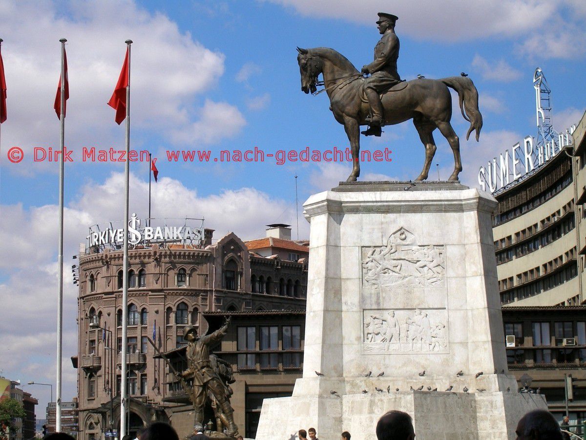 Ankara, Atatrk-Denkmal in Ulus