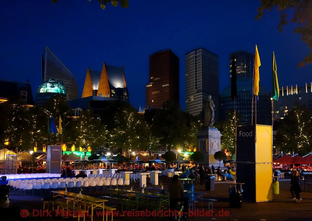 Den Haag, Plein, abends beleuchtet