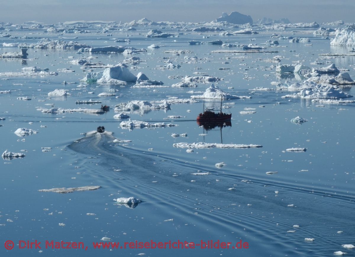 Ilulissat, Verkehr zwischen Eisbergen