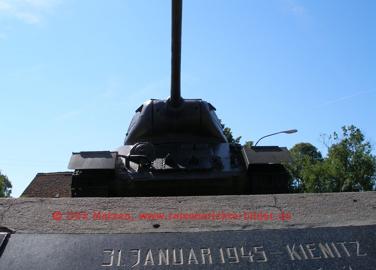 Kienitz, Panzer-Denkmal