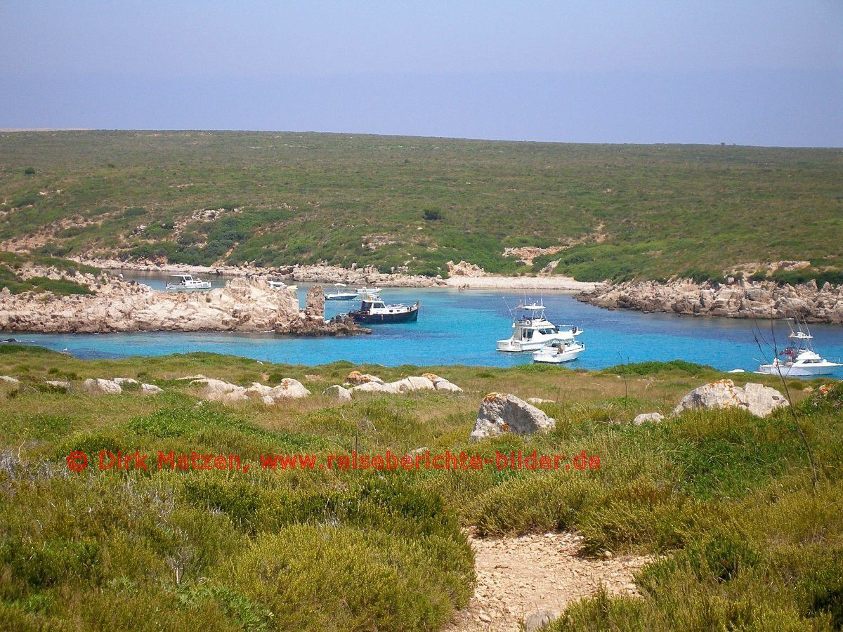 Menorca, Boote in Bucht