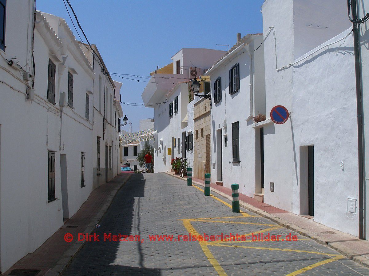 Menorca, Strasse in Fornells