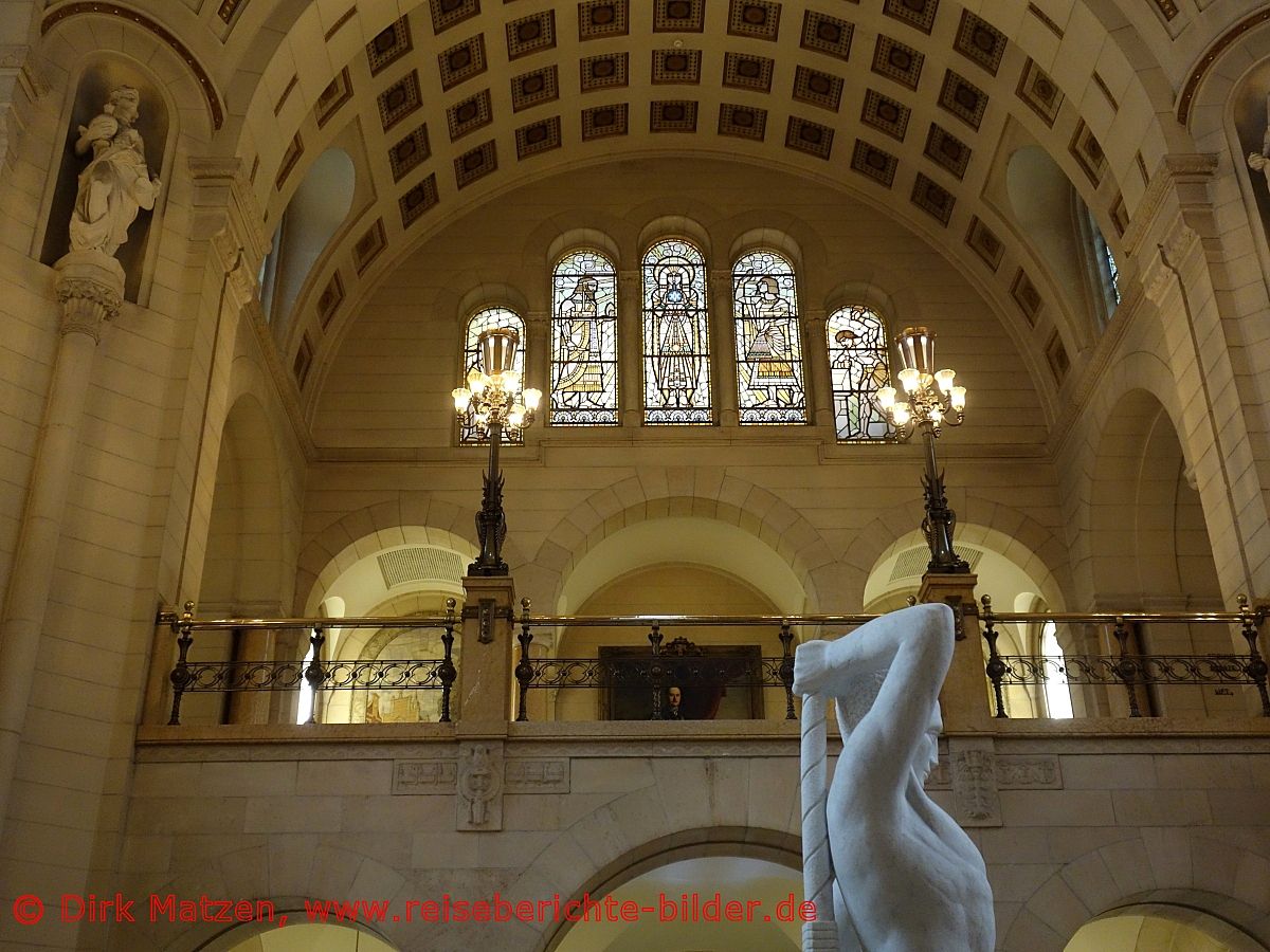 Rotterdam, Eingangshalle Rathaus