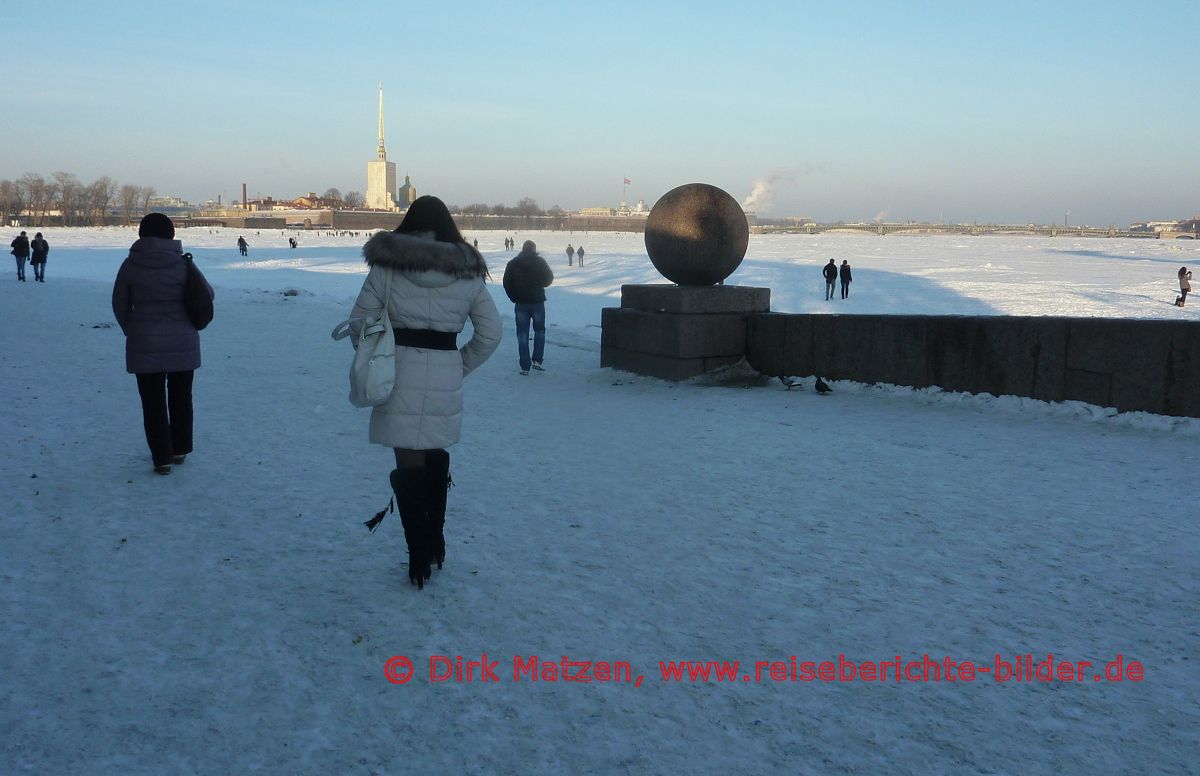 Sankt Petersburg, Spaziergnger Newa