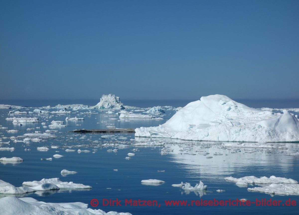 Sarfaq Ittuk, Eisberge vor Disko-Insel