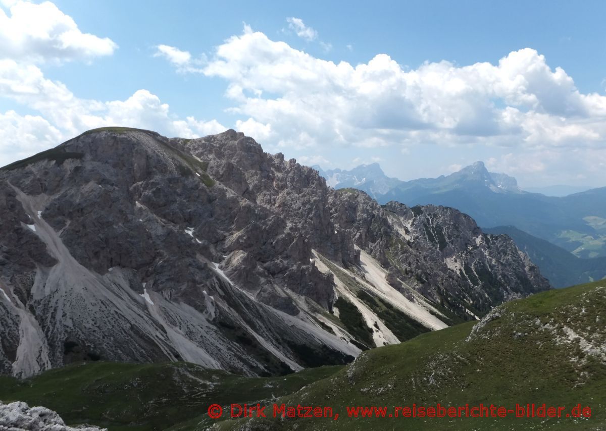 Sdtirol, Aufstieg zur Dreifingerscharte